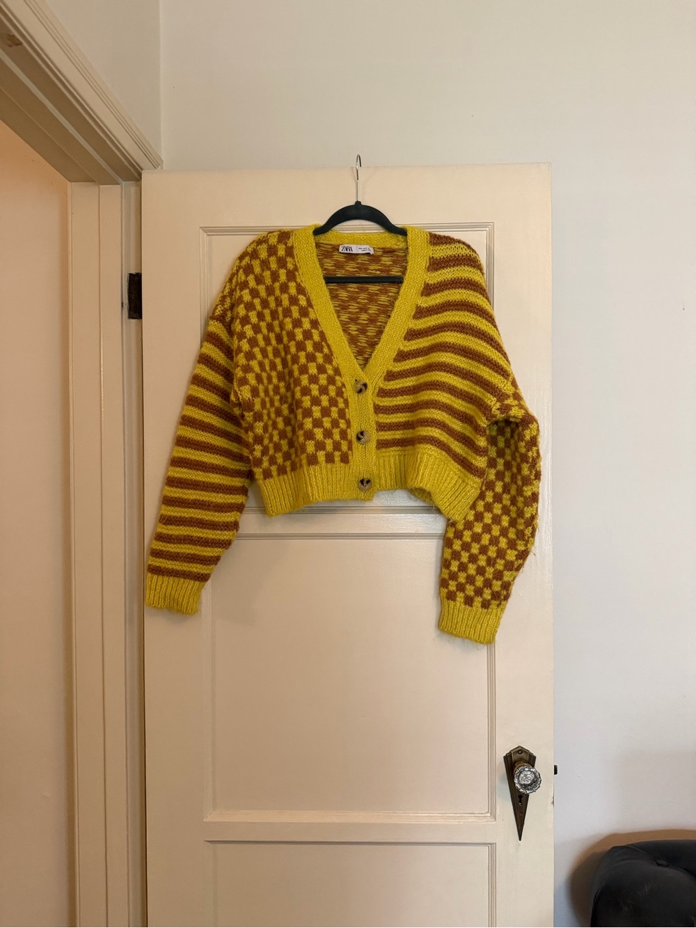 Zara Yellow and Brown Cropped V-Neck Button Cardigan Sweater Size S - Picture 3 of 6